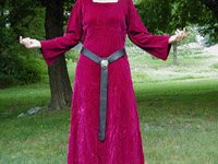 Our Medieval Ladies Pendant Belt accents the natural beauty of the female form. Shown in fine black calf leather.
