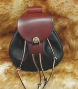 Highlander Sporran / Kilt Belt Pouch in chestnut & black.